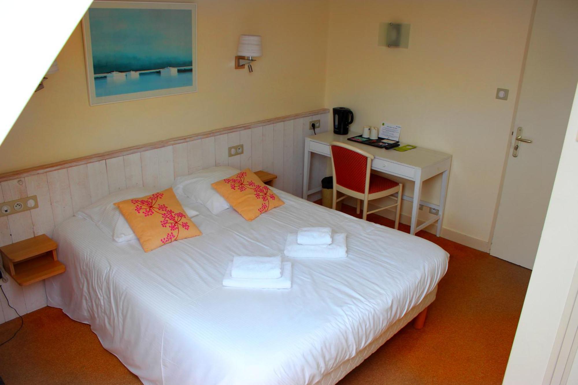 Breiz Armor Hotel Pouldreuzic Bilik gambar